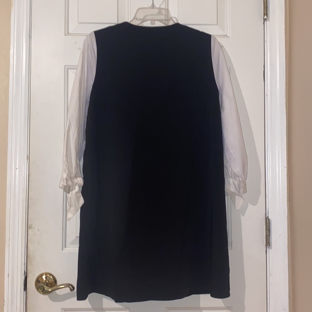 Zara Basic - Picture 2 of 3